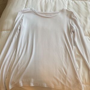 Tahari Classic White Long Sleeve Tee